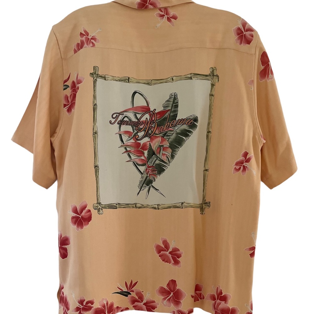 2 piece Silk Tommy Bahama embroidered camp, shirt and tank.